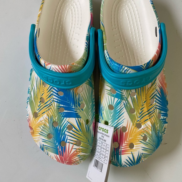 Crocs - Picture 2 of 6